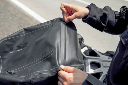 MOVE AHEAD 20L WATERPROOF MOTORCYCLE BACKPACK