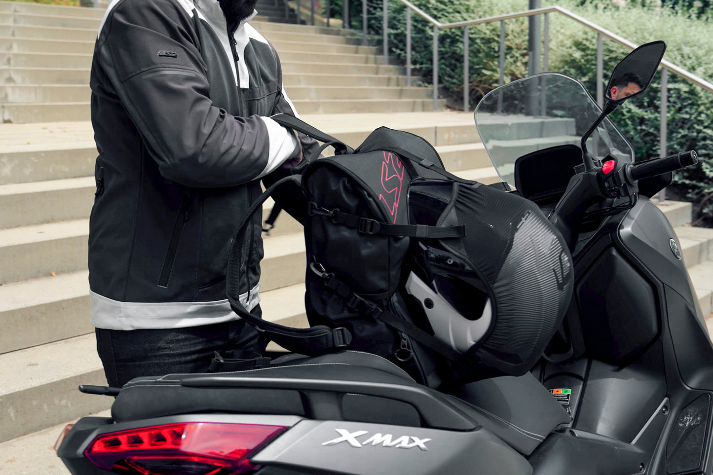 FREEDOM 25L WATERPROOF MOTORCYCLE BACKPACK