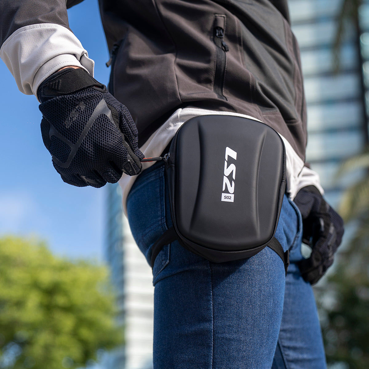 SHIELD 4L LEG BAG