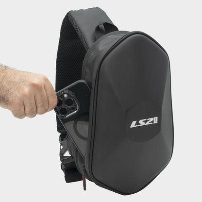 SHIELD 4L WATERPROOF SHOULDER BAG